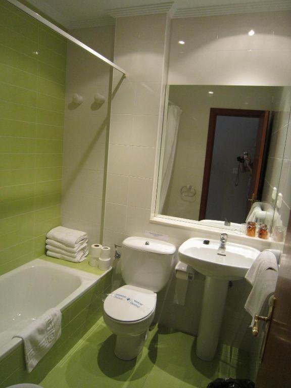 Apartamentos Elena Laredo Pokoj fotografie
