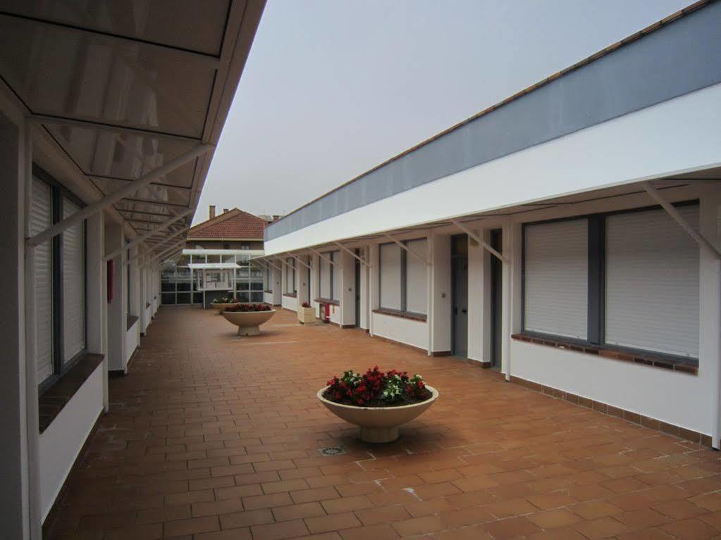 Apartamentos Elena Laredo Exteriér fotografie