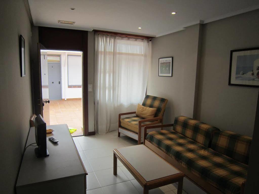 Apartamentos Elena Laredo Exteriér fotografie